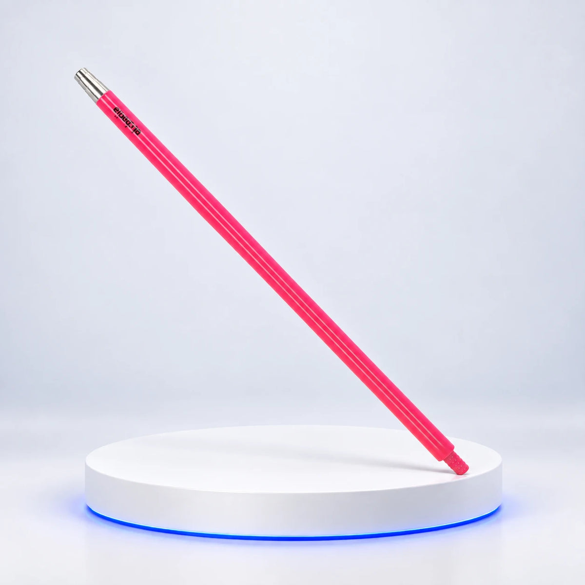 Manche CELESTE XL — Acid Pink — photo studio